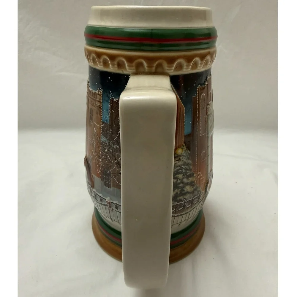 Vintage 1997 Budweiser Holiday Beer‎ Stein Home For The Holidays CS313 With Box